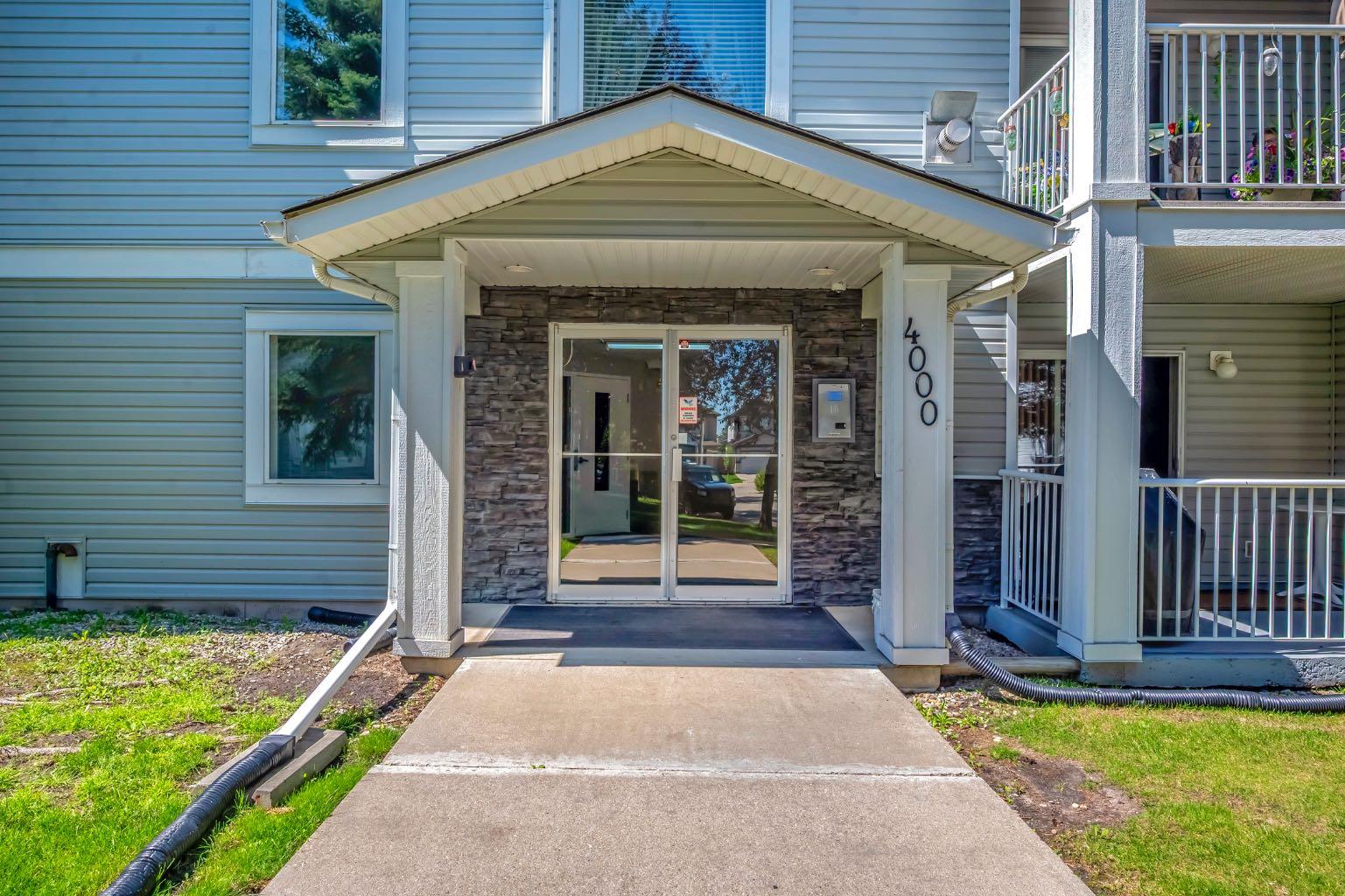 4204 Valleyview Park Se Unit 204, Calgary, AB T2B 0K9
