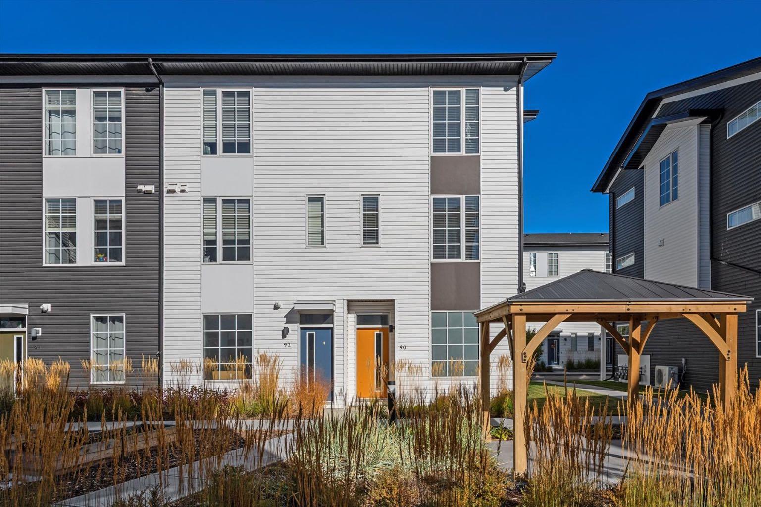 90 Walgrove Common SE, Calgary, AB T2X 4C2