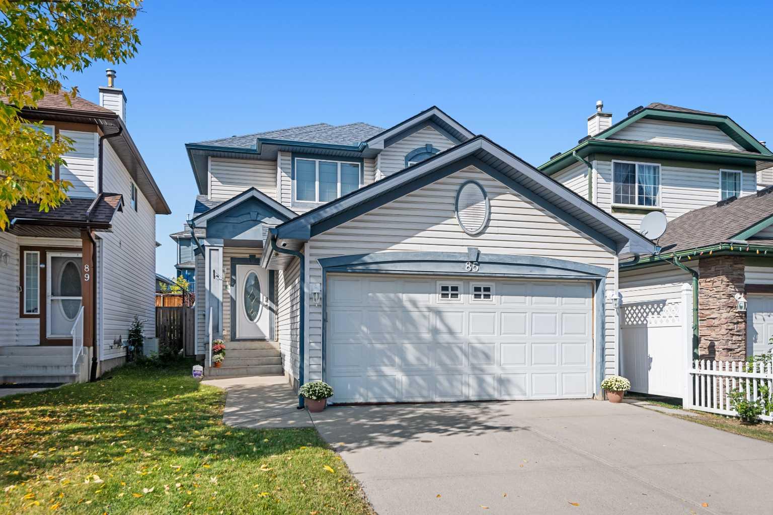 85 Bridlewood St SW, Calgary, AB T2Y 3R6