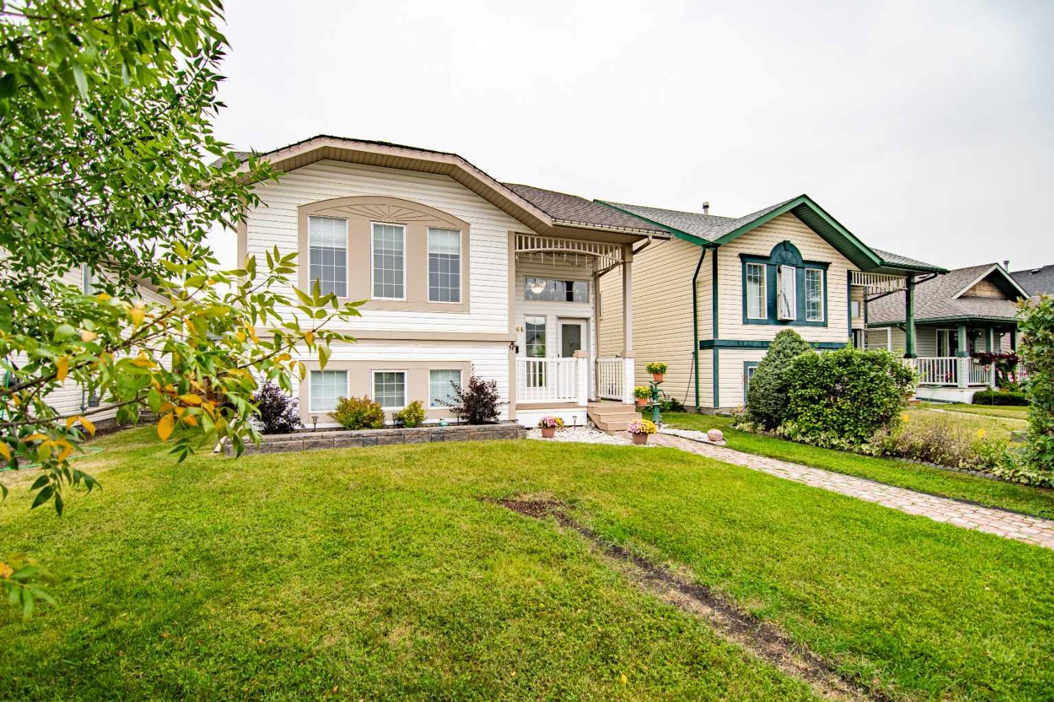 264 Lancaster Dr, Red Deer, AB T4R 2S6