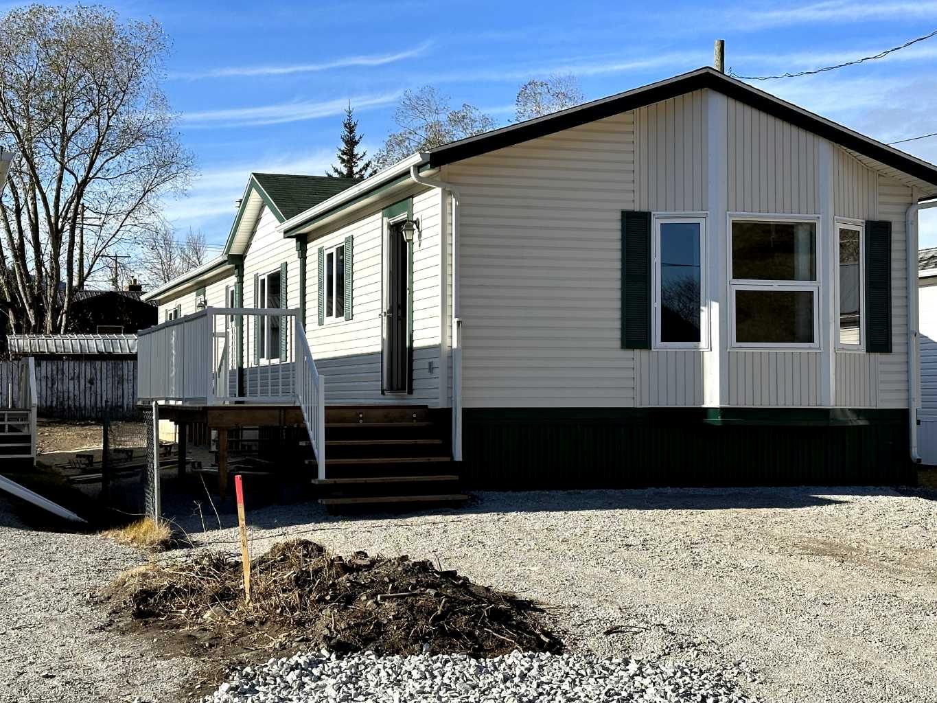 136 Street Unit 2026, Blairmore, AB T0K 0E0