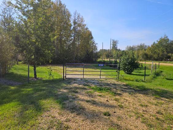 3158 Corner Dr, Calling Lake, AB T0G 0K0