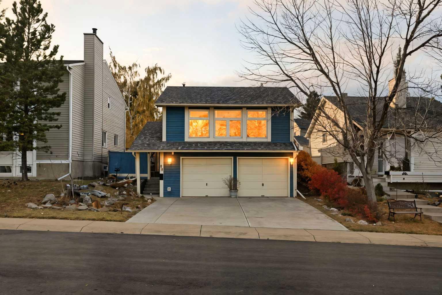 43 Macewan Glen Rd NW, Calgary, AB T3K 2J3