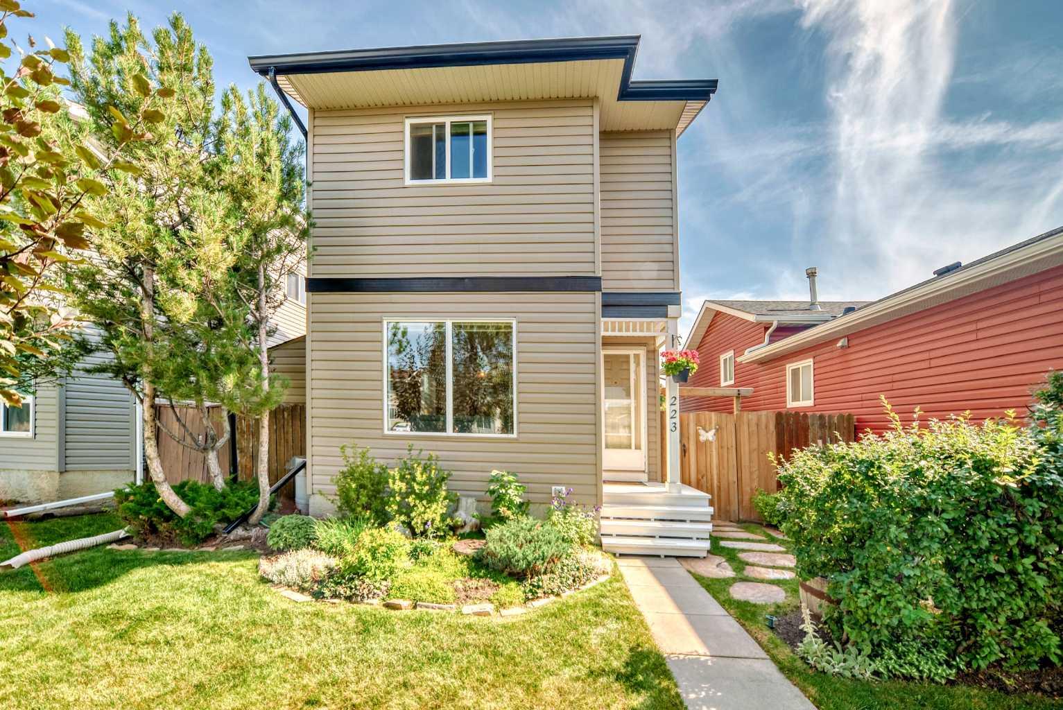 223 Martindale Blvd NE, Calgary, AB T3J 3B8