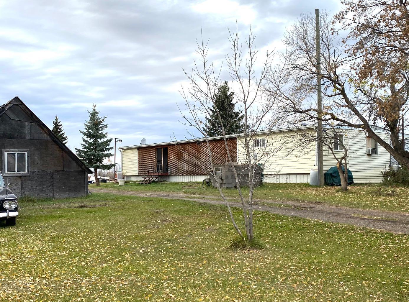 116 Alberta Ave, Bawlf, AB T0B 0J0