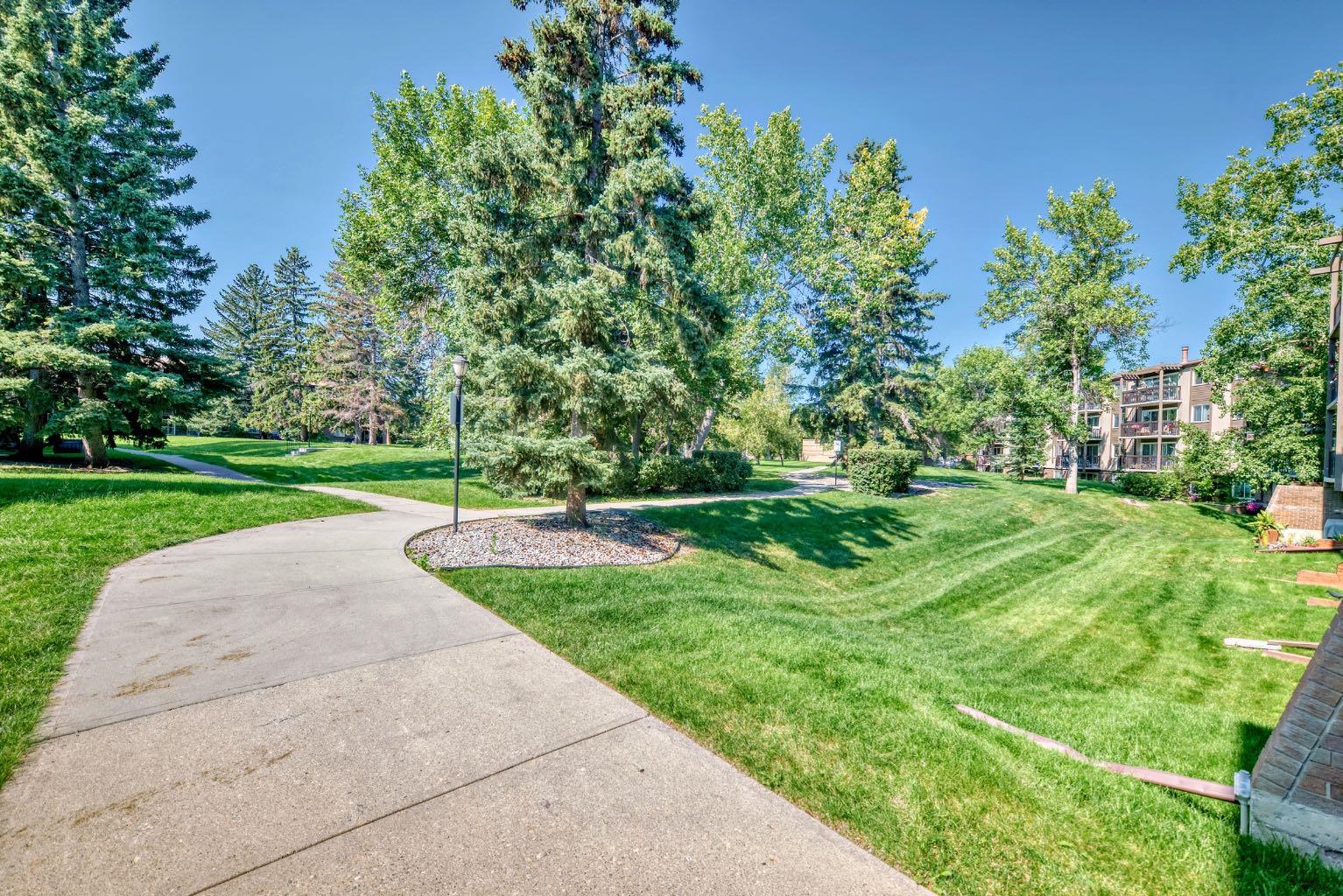 8948 Elbow Drive Sw Unit 382, Calgary, AB T2V 0H9