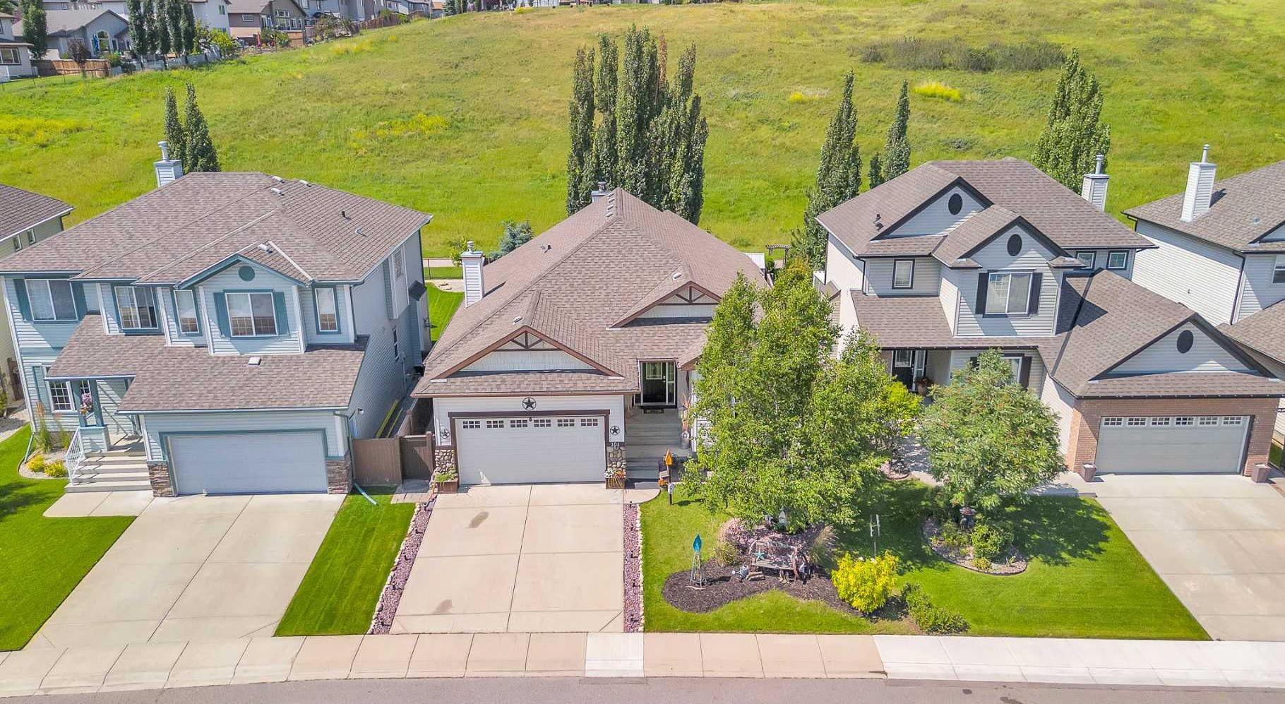 101 Westmount Rd, Okotoks, AB T1S 2J5