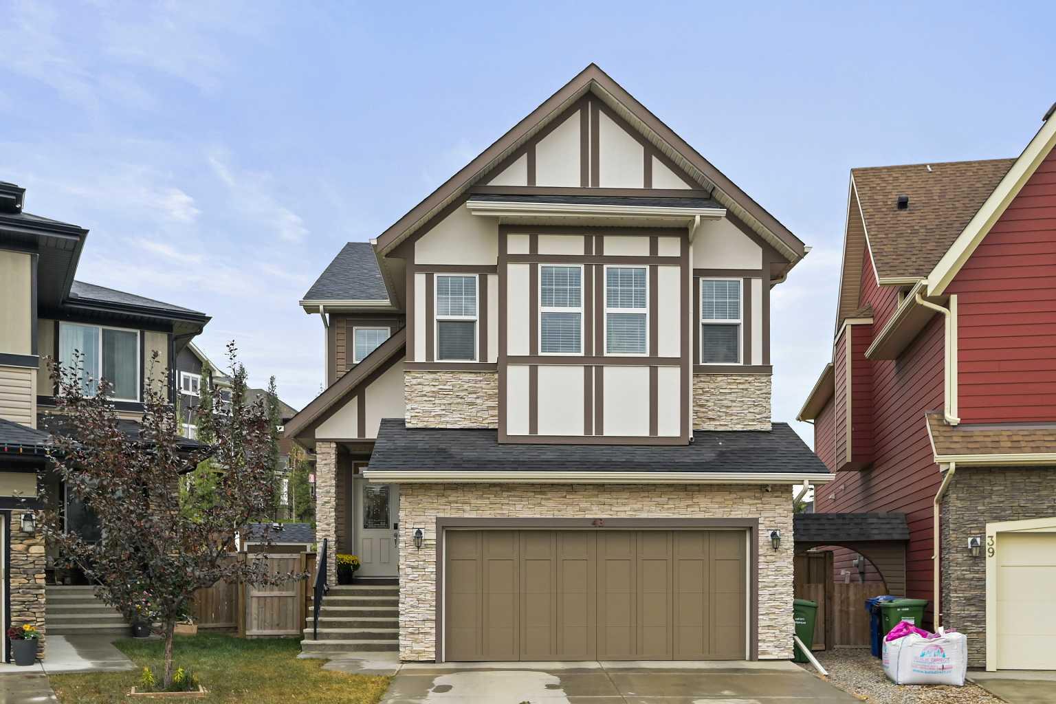 43 Nolancrest Mnr NW, Calgary, AB T3R 0V7
