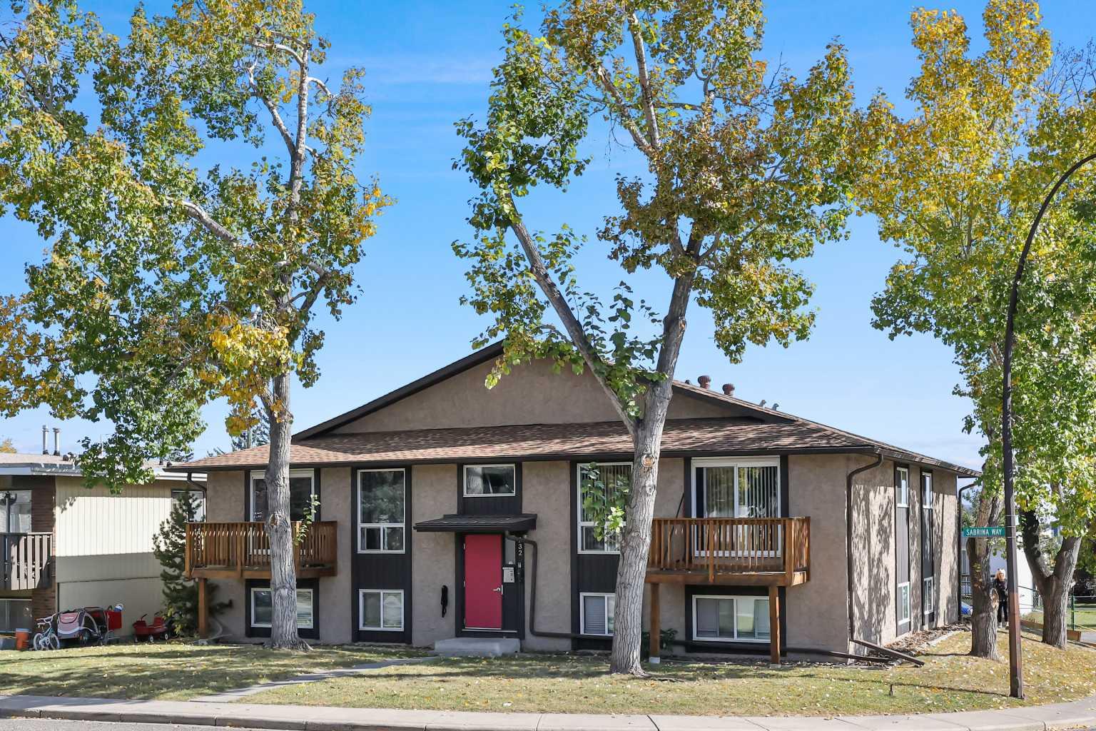 232 Sabrina Way Sw Unit 1, Calgary, AB T2W 2N6