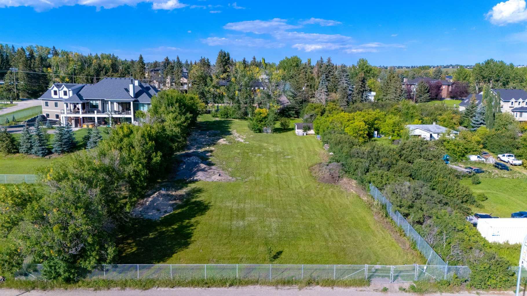 5820 Morley Trl NW, Calgary, AB T3A 4R6