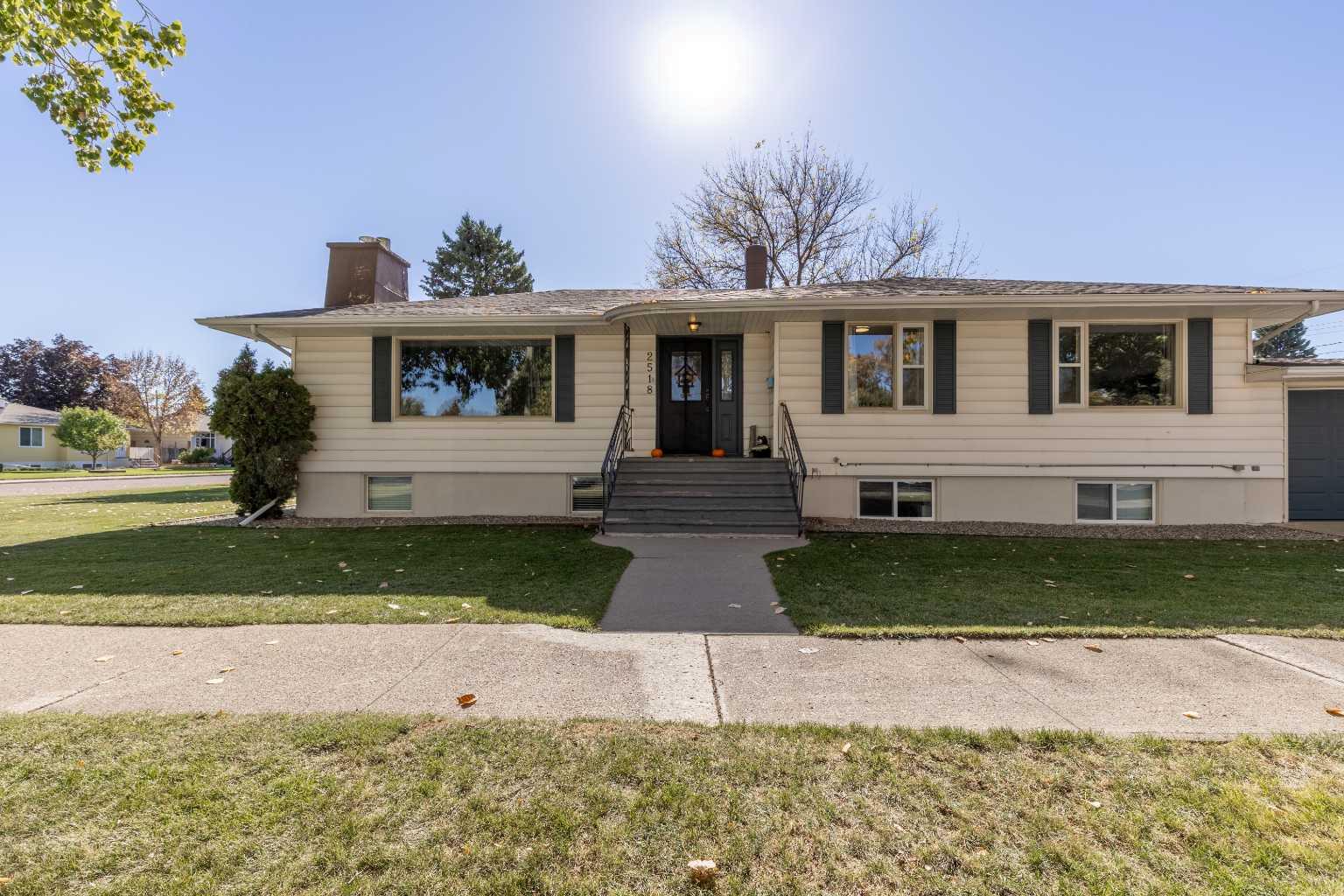 5 Avenue S Unit 2518, Lethbridge, AB T1J 0X5