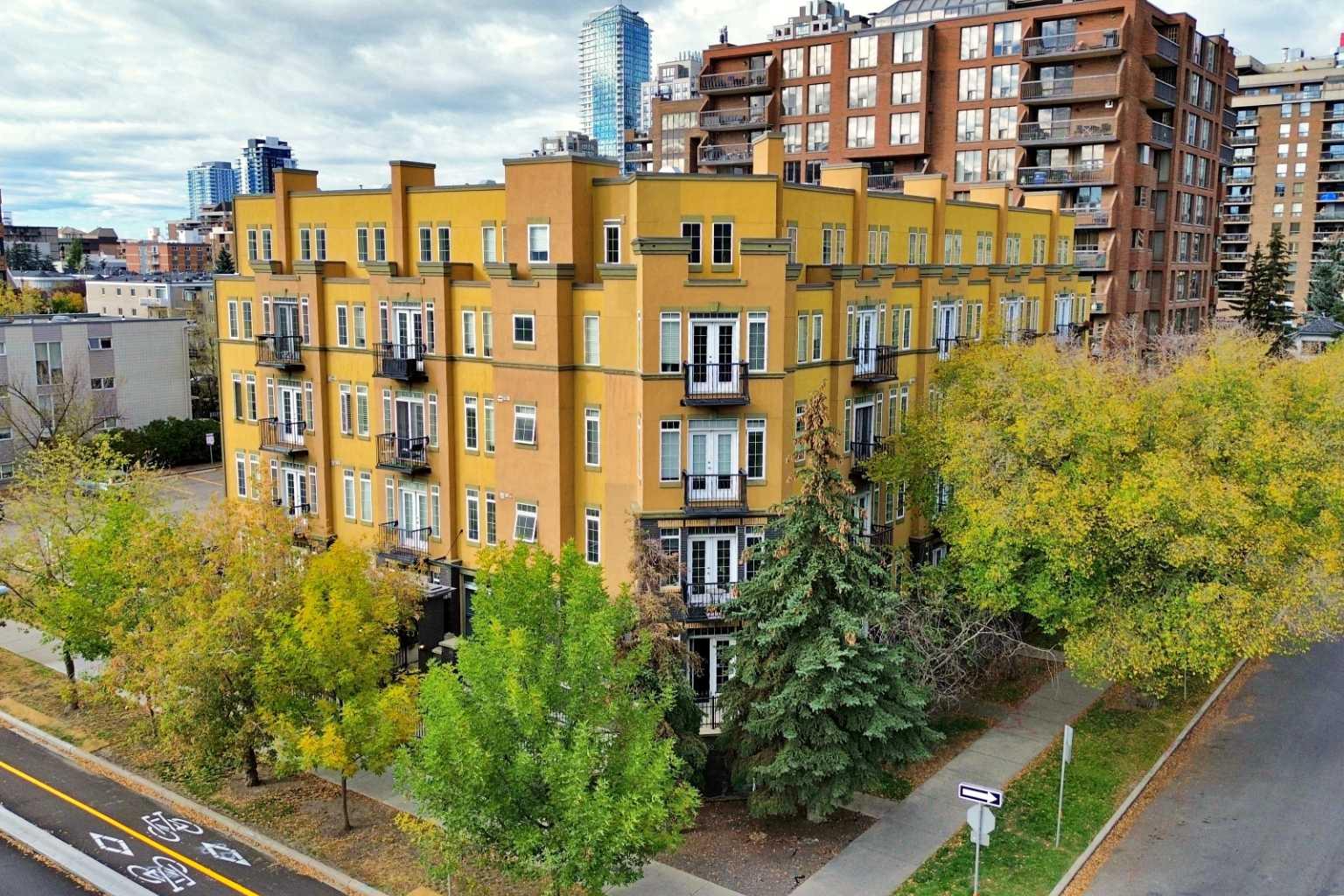 1000 15 Avenue Sw Unit 209, Calgary, AB T2R 0S6