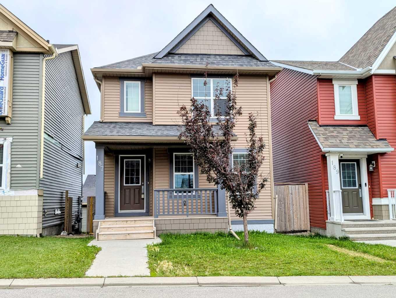 187 Evansborough Way NW, Calgary, AB T3P 0N5
