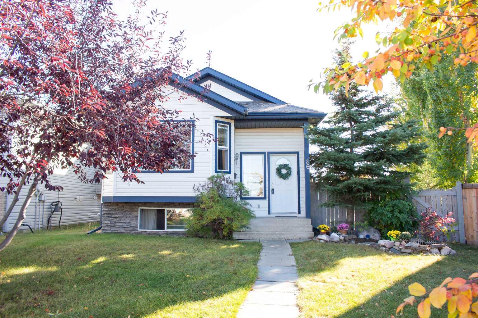 26 Pinnacle Grv, Grande Prairie, AB T8W 2Z2