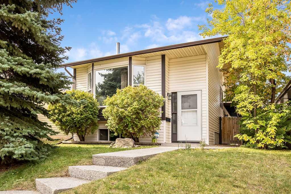 15 Riverbirch Pl SE, Calgary, AB T2C 3M3