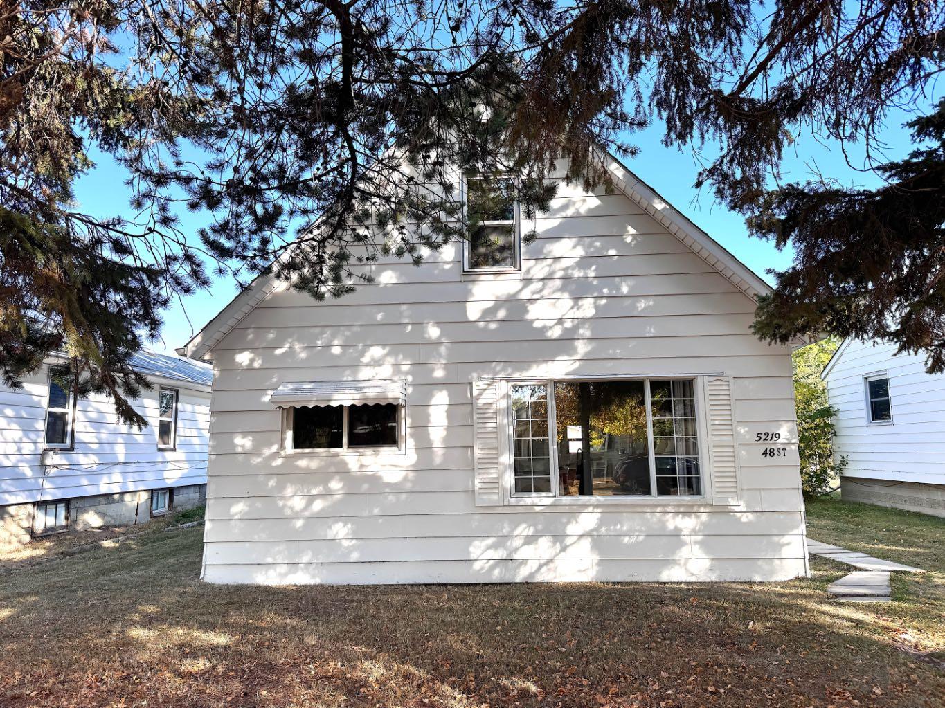 48 Street Unit 5219, Camrose, AB T4V 1M2