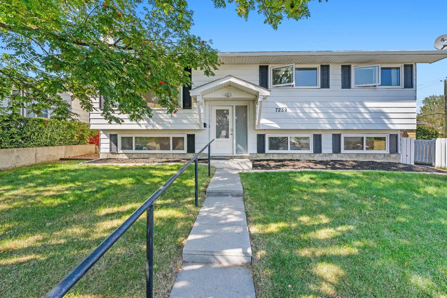 7239 Hunterdale Rd NW, Calgary, AB T2K 4S2
