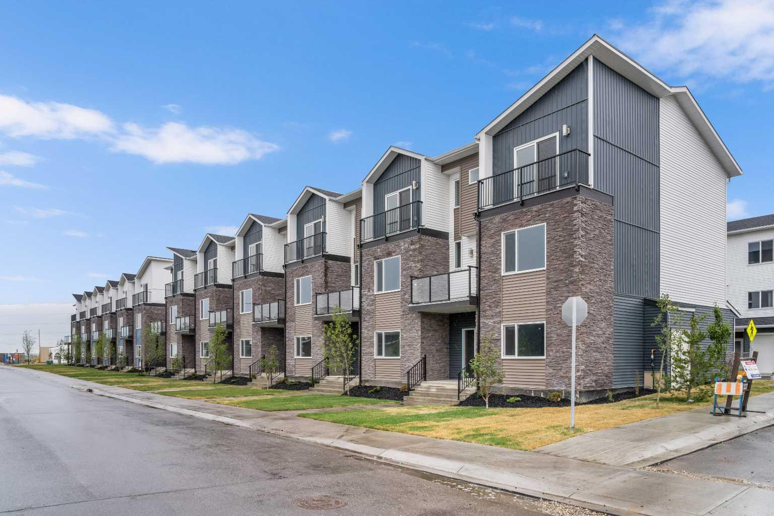 345 Red Sky Ter NE, Calgary, AB T3N 2M3