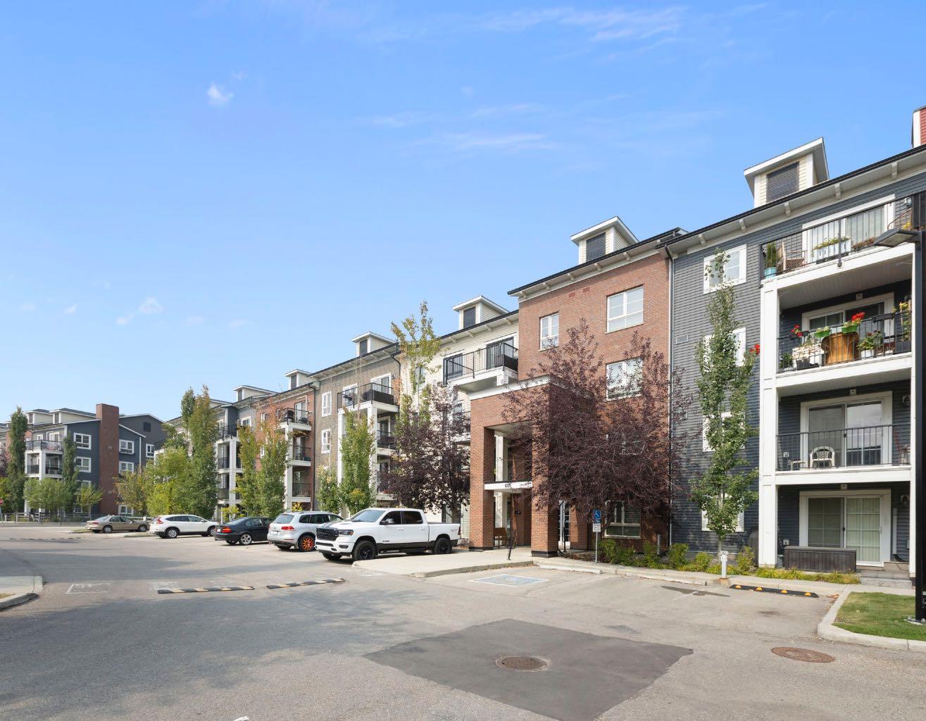 279 Copperpond Common Se Unit 3303, Calgary, AB T2Z 1J6