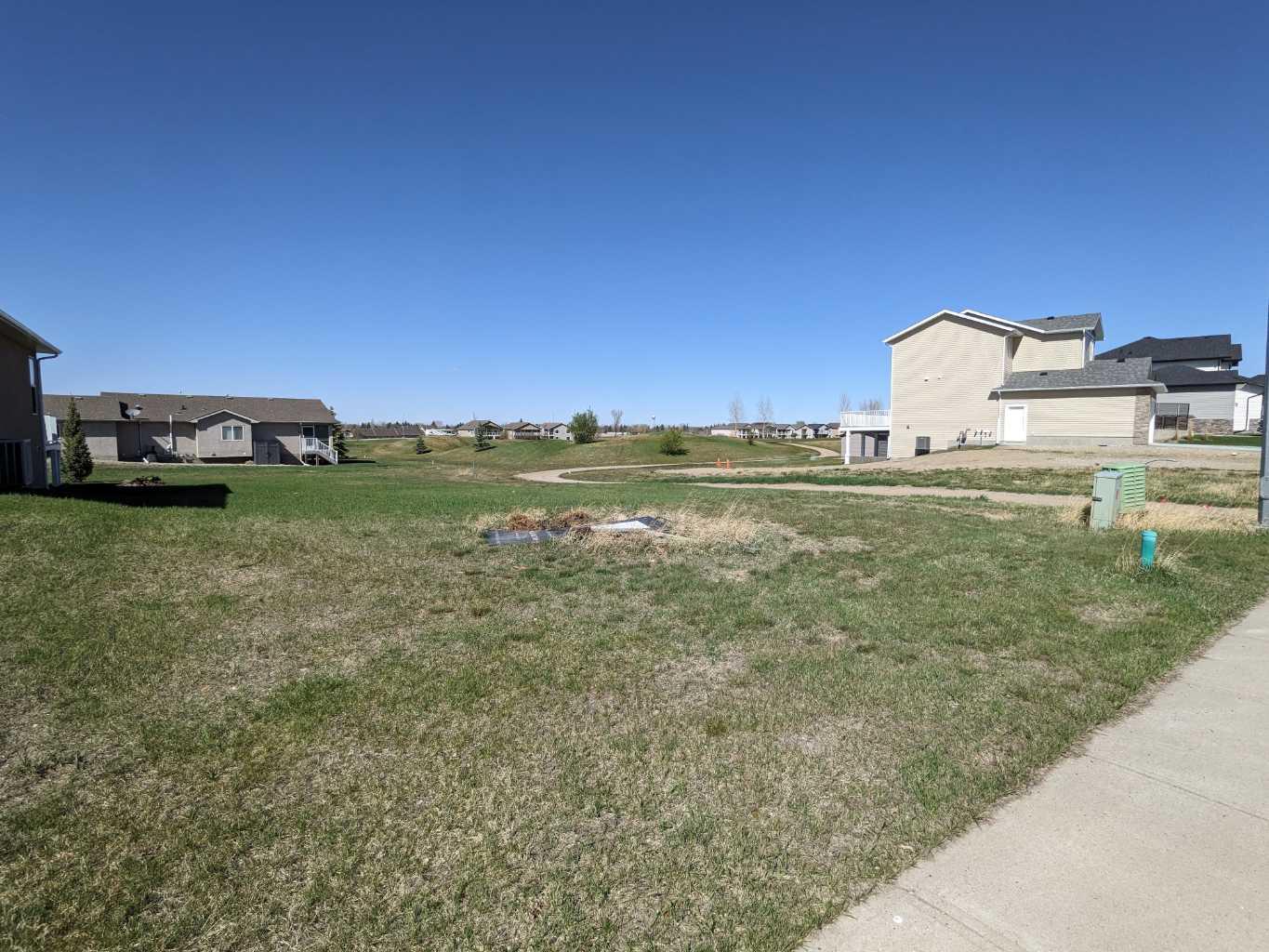 722 Fairways Dr, Vulcan, AB T0L 2B0