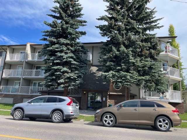 110 20 Avenue Ne Unit 102, Calgary, AB T2E 1P7
