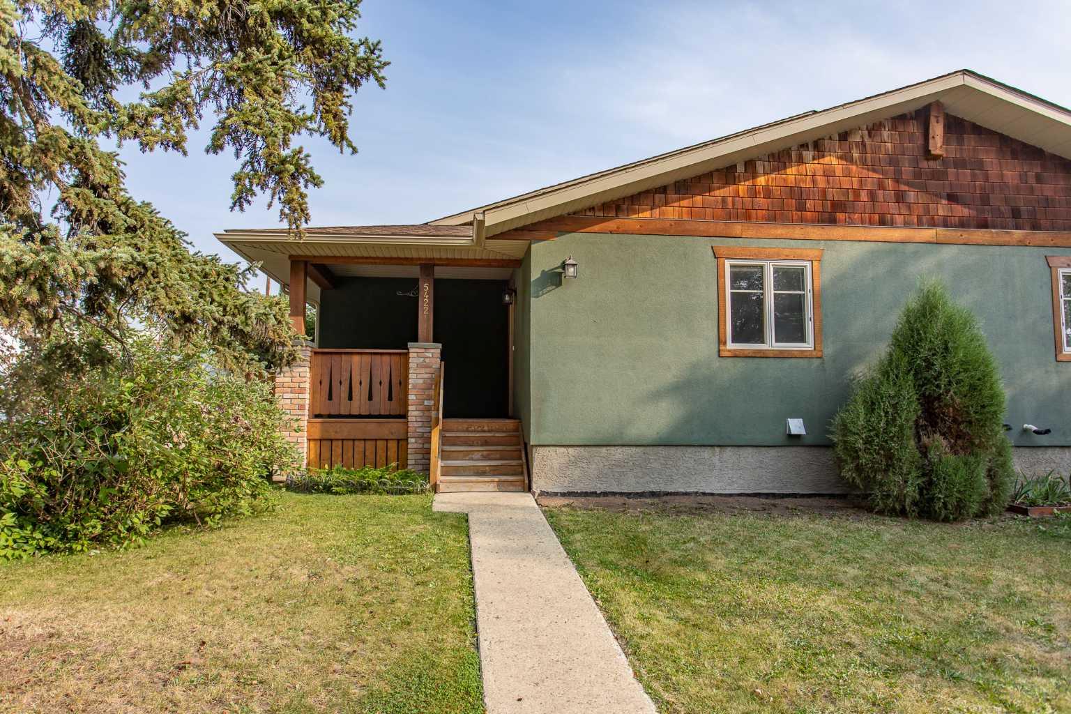 49 Avenue Unit 5422, Lacombe, AB T4L 1S6