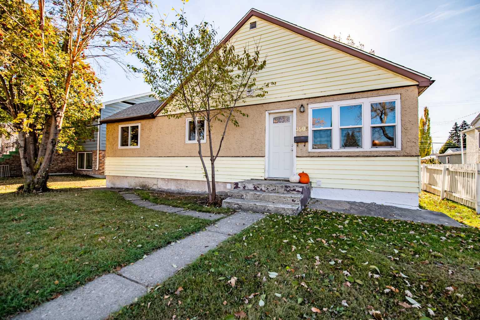 50 Street Unit 3905, Red Deer, AB T4N 1W2
