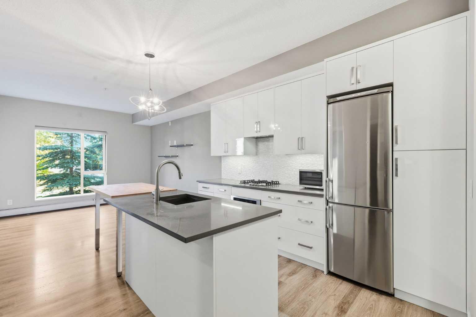 1521 26 Avenue Sw Unit 209, Calgary, AB T2T 1C4