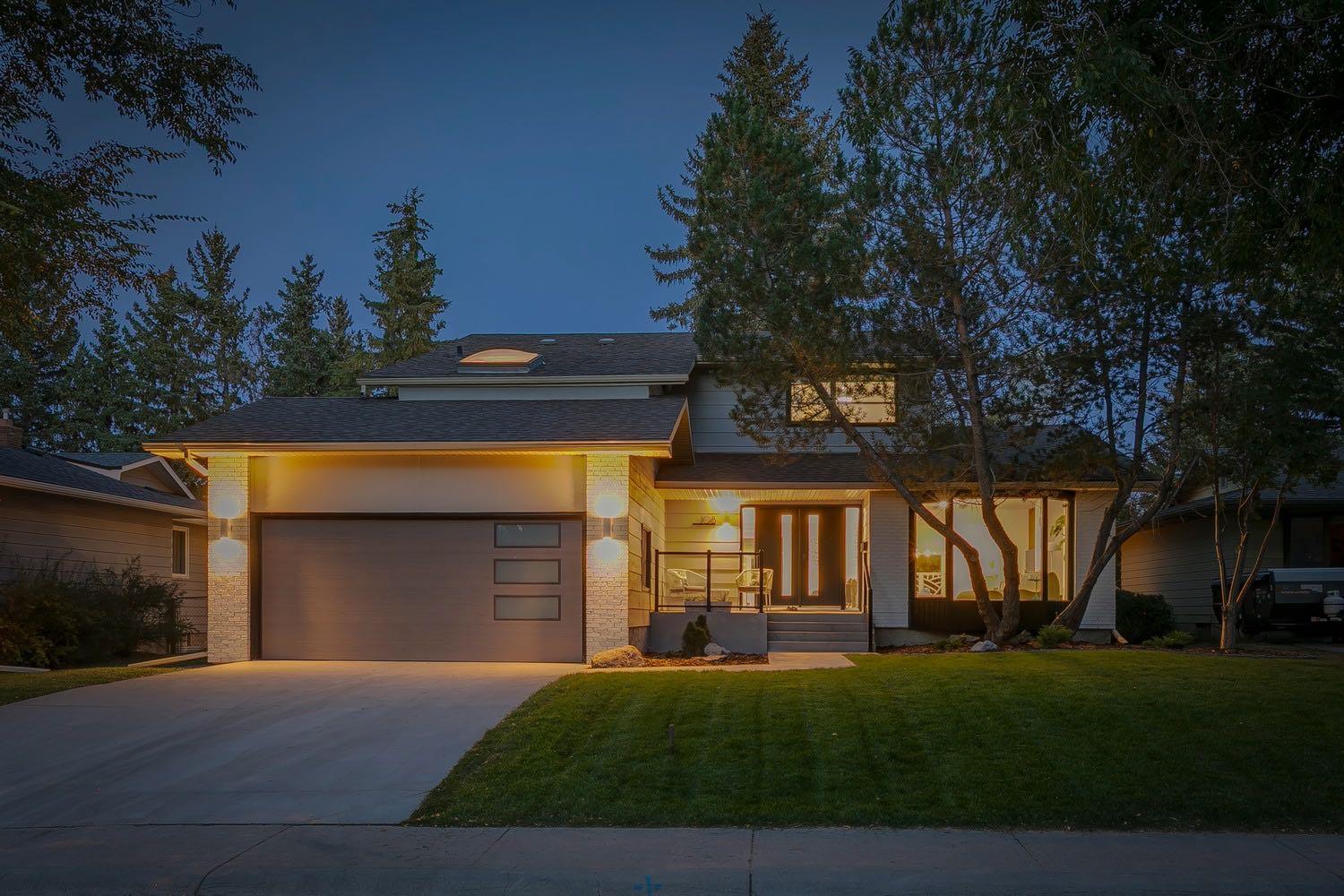 108 Canova Pl SW, Calgary, AB T2W 5M9