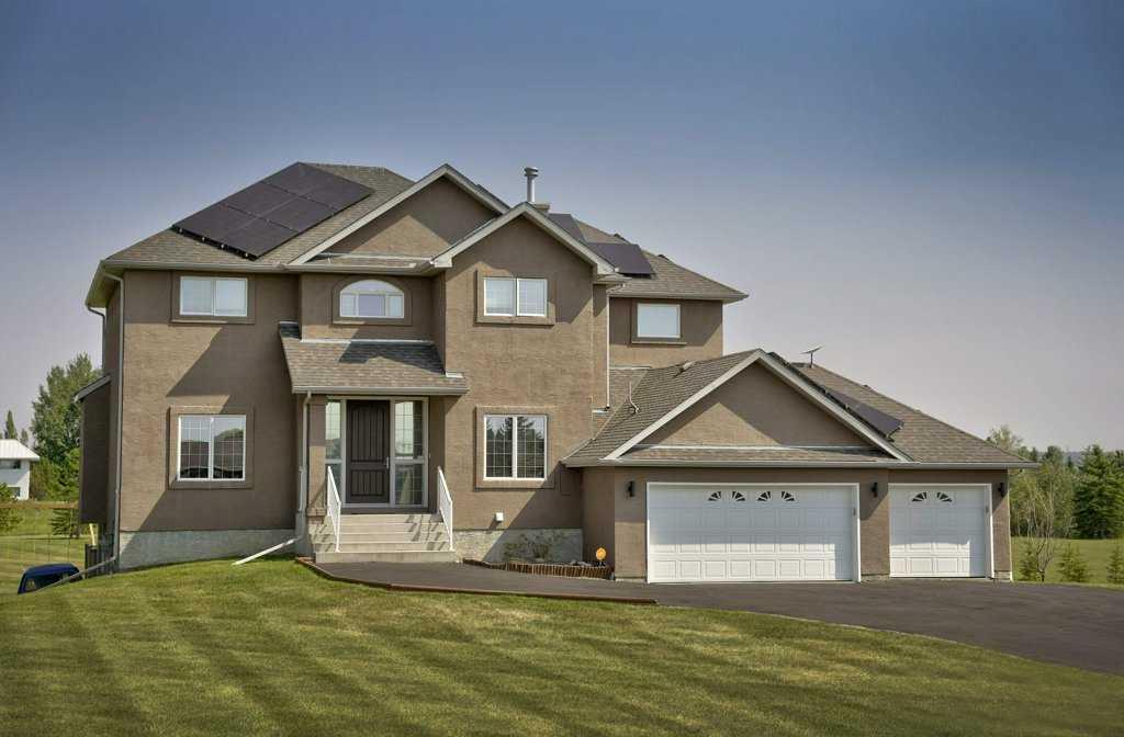 8 Crocus Ridge Pt, Calgary, AB T3Z 1G4