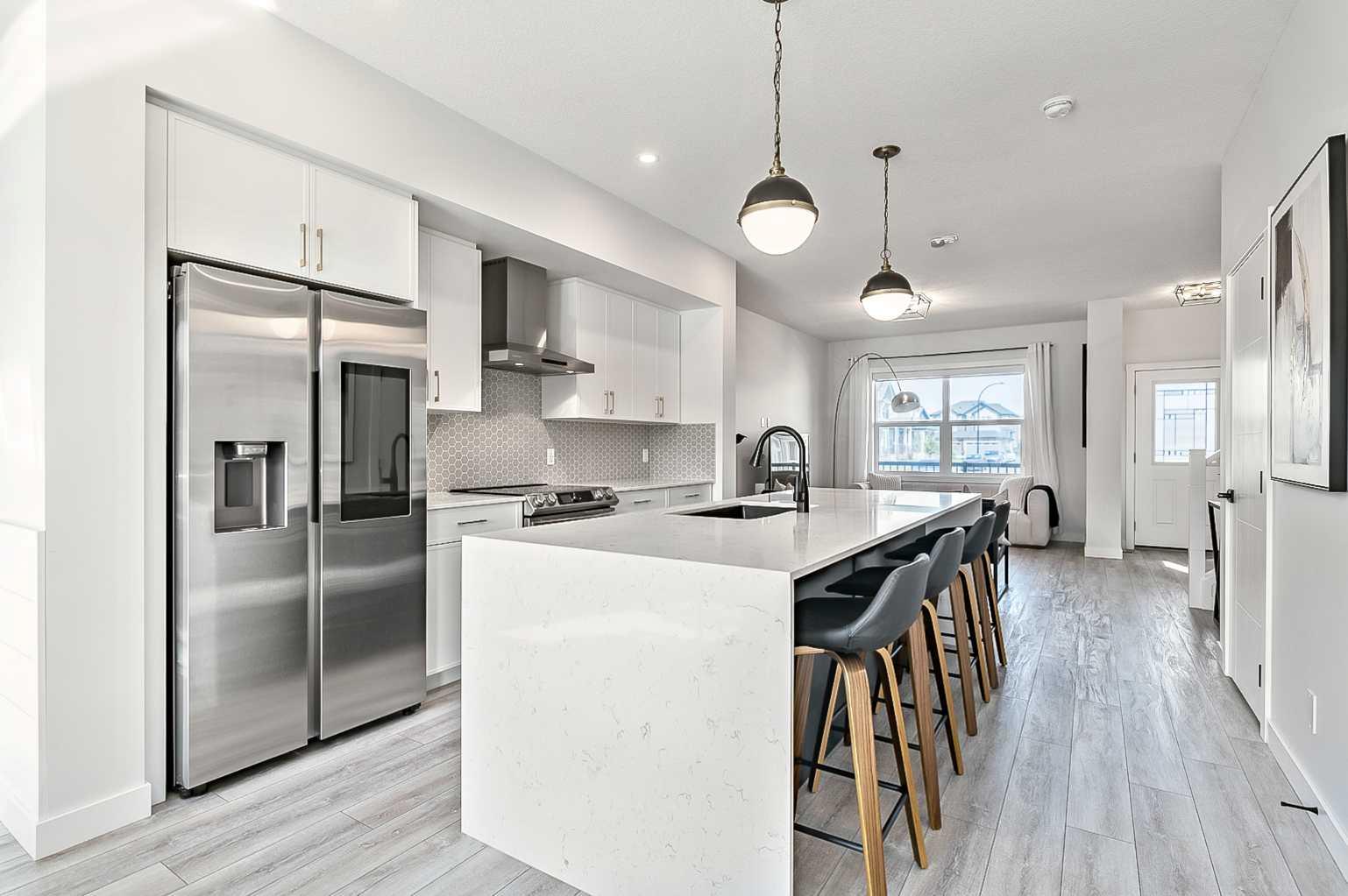 73 Legacy Glen Pt SE, Calgary, AB T2X 4T4