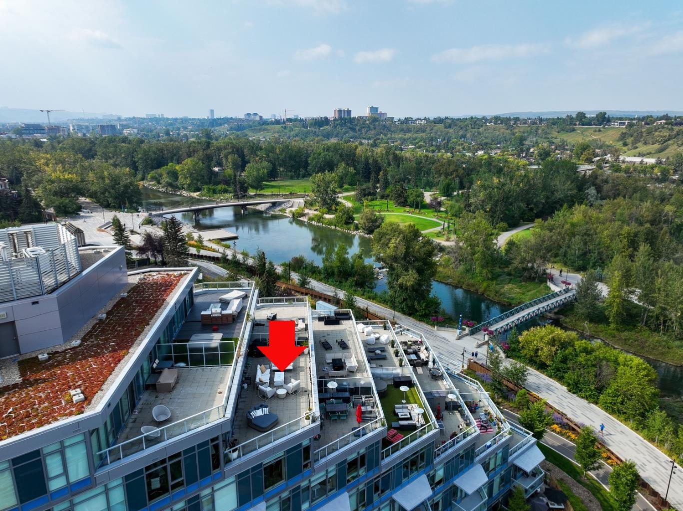 108 2 Street Sw Unit 802, Calgary, AB T2P 4V9