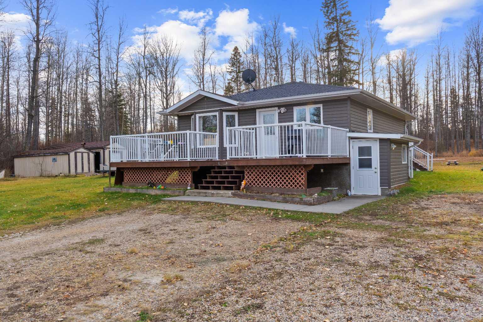 113040 Township Road 592 Unit 8, Rural Woodlands County, AB T7S 1P3