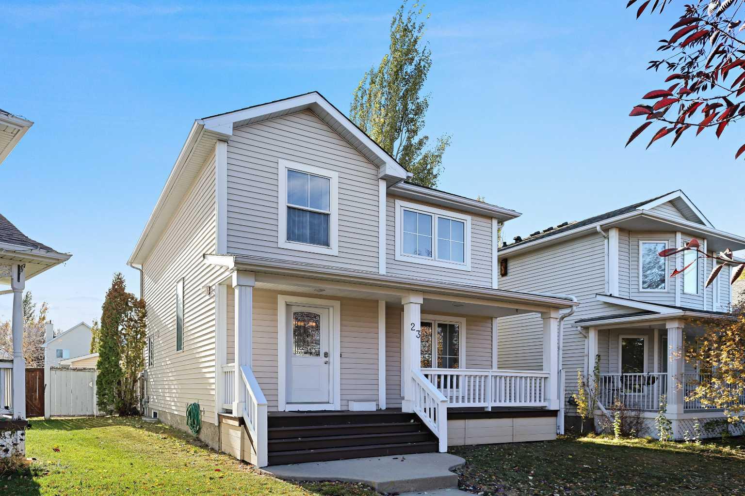 23 Inverness Gdns SE, Calgary, AB T2Z 2W9