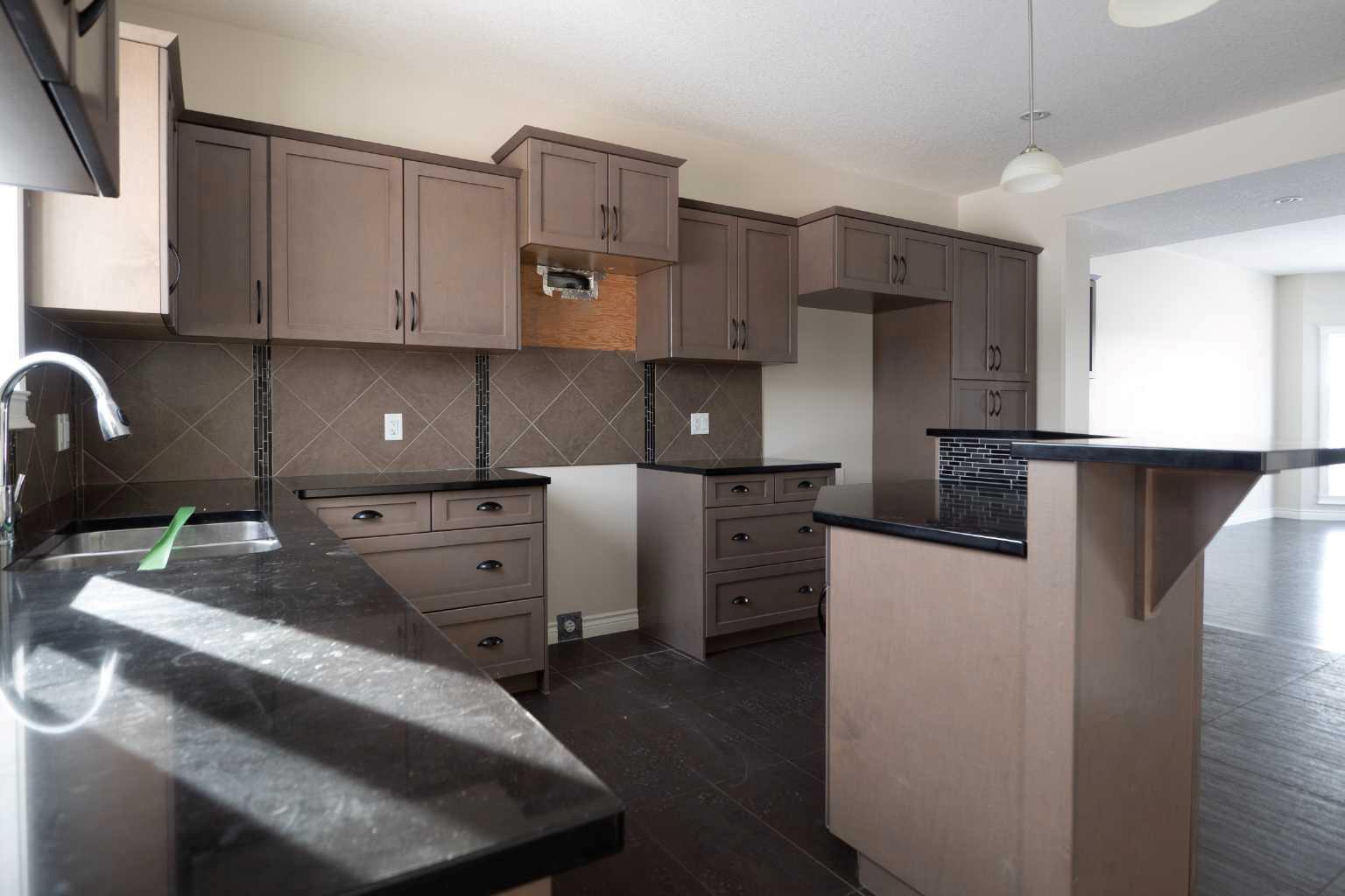 458 Walnut Cres, Fort Mcmurray, AB T9K 0M9