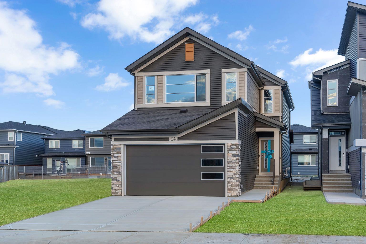 24 Corner Glen Grn NE, Calgary, AB T3N 2P5