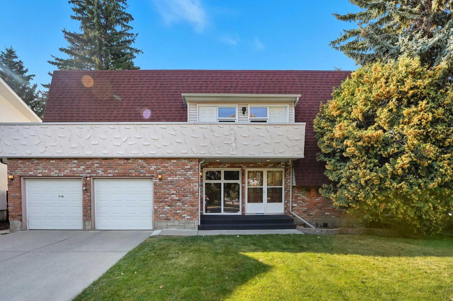719 Willamette Dr SE, Calgary, AB T2J 2A3