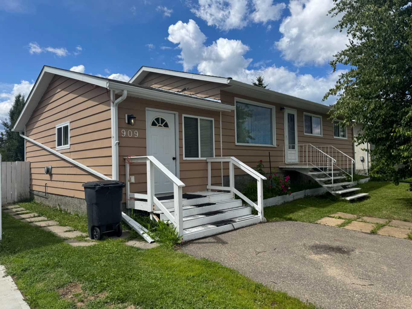 5 Avenue Se Unit 909, Slave Lake, AB T0G 2A3