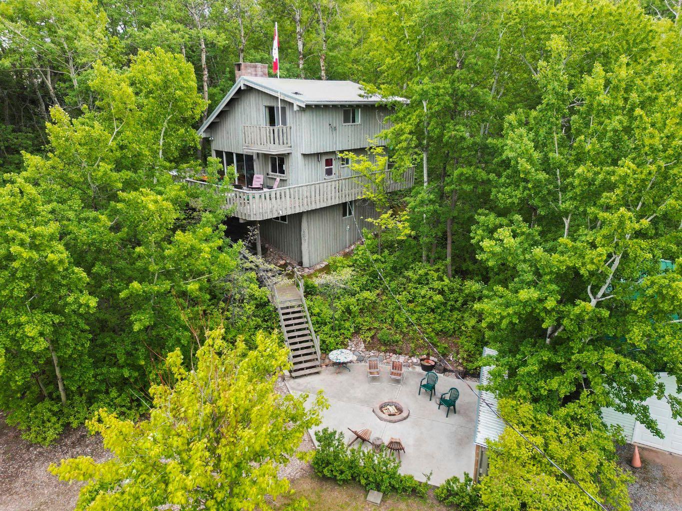 5 Shady Dr, Rochon Sands, AB T0C 3B0