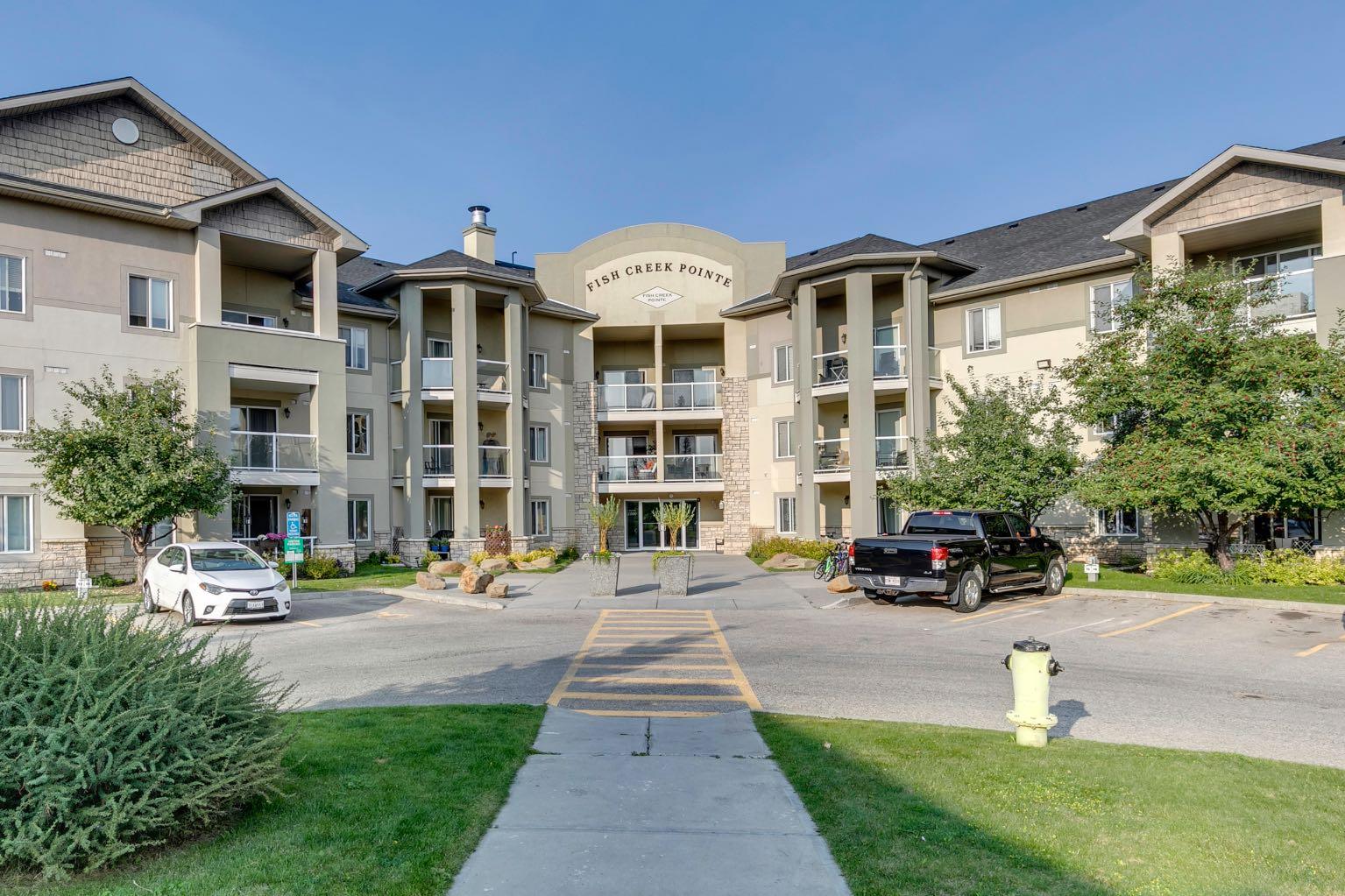 2518 Fish Creek Boulevard Sw Unit 2205, Calgary, AB T2Y 4T5