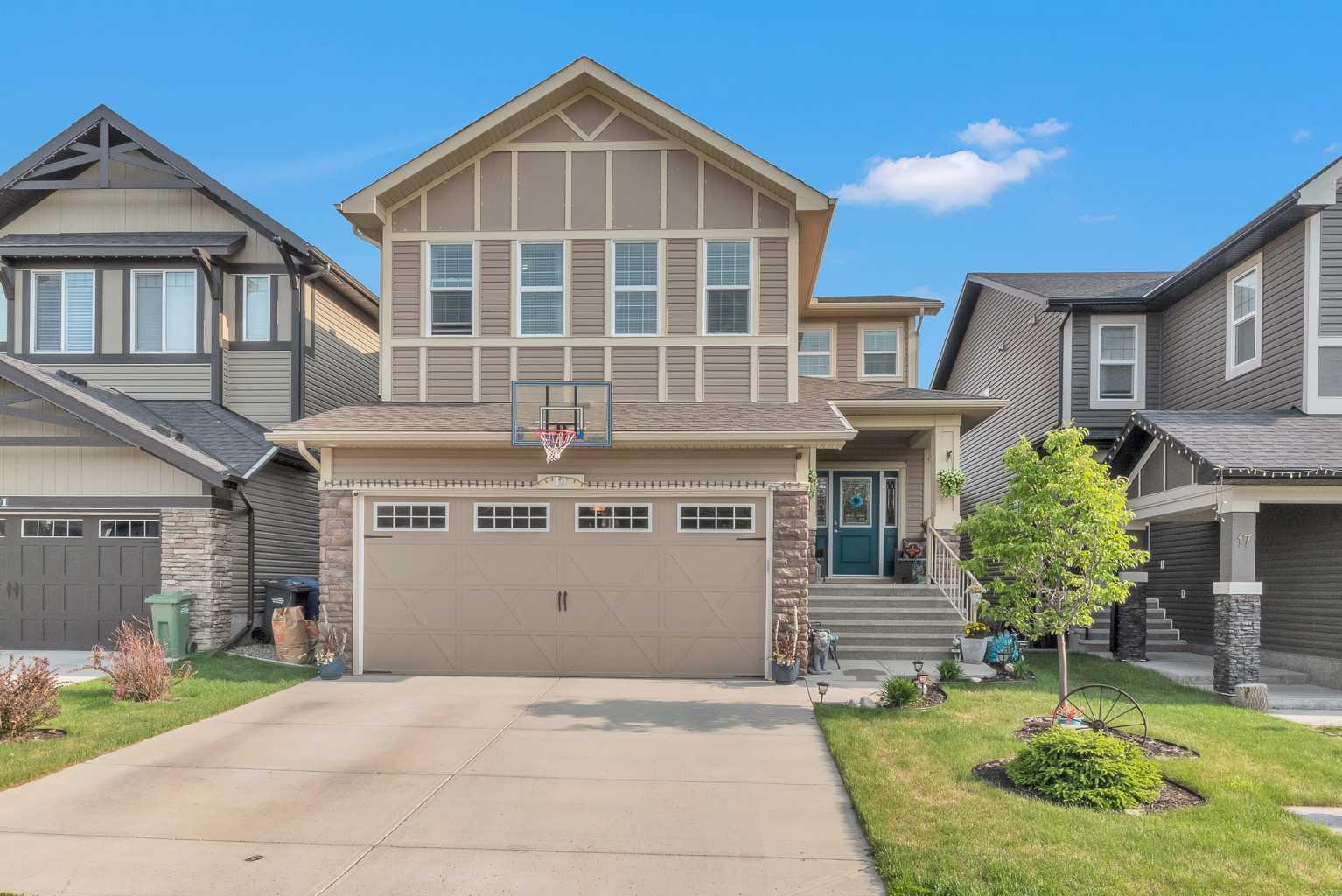 19 Mount Rae Hts, Okotoks, AB T1S 0M6