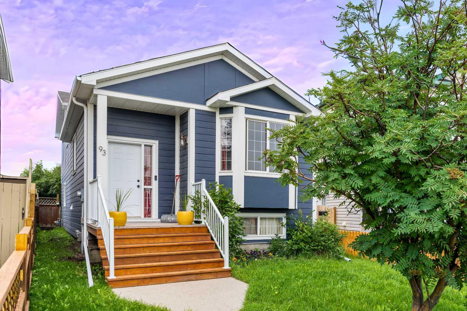 93 Martin Crossing Way NE, Calgary, AB T3J 3V3