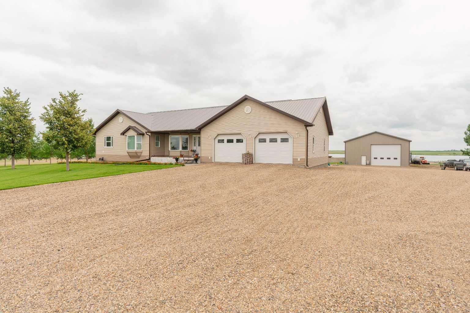 123047 Township Road 102, Burdett, AB T0K 0J0