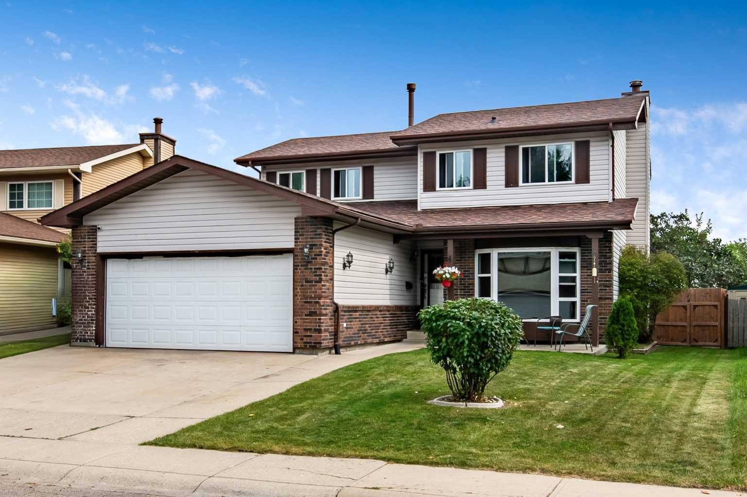 36 Millside Way SW, Calgary, AB T2Y 2P7