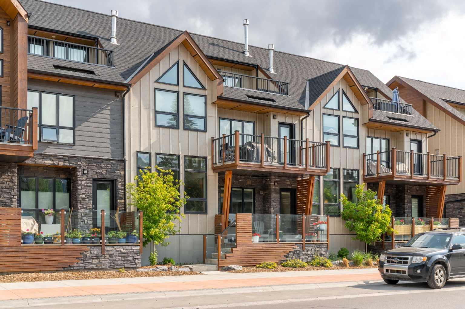 810 7th Street Unit 108, Canmore, AB T1W 0N4