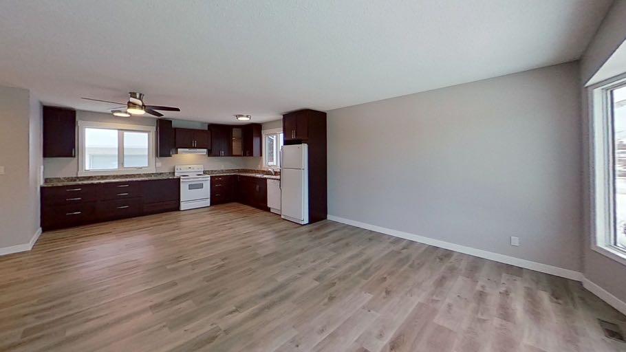 131 Collinge Rd, Hinton, AB T7V 1M1