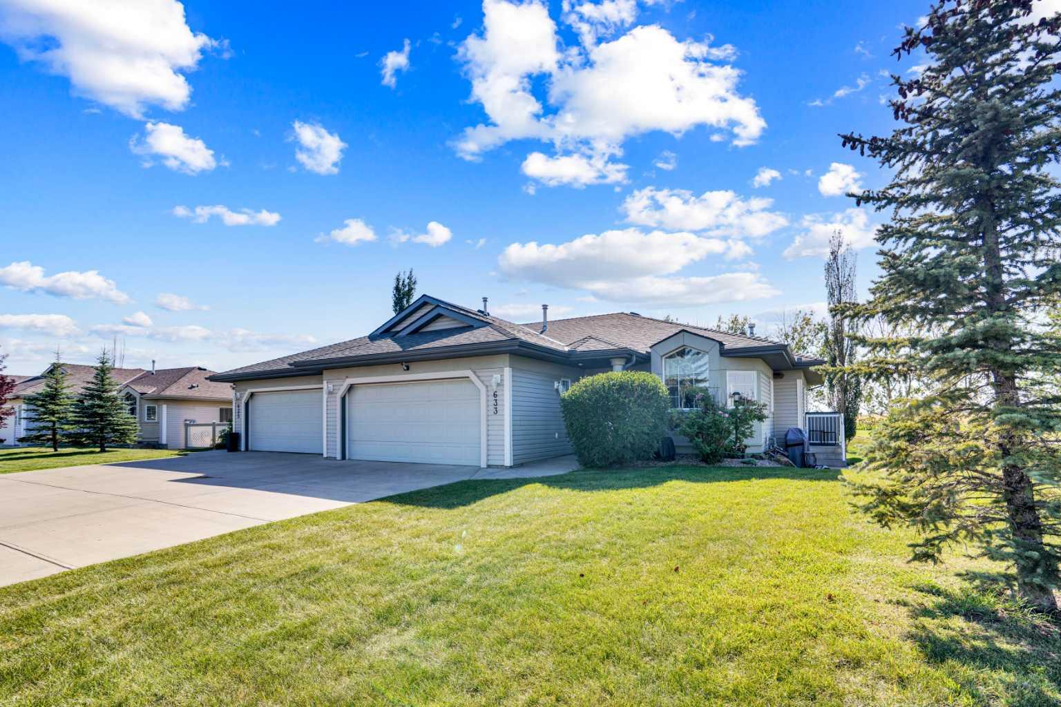 633 Advent Bay, Calgary, AB T1X 1N8