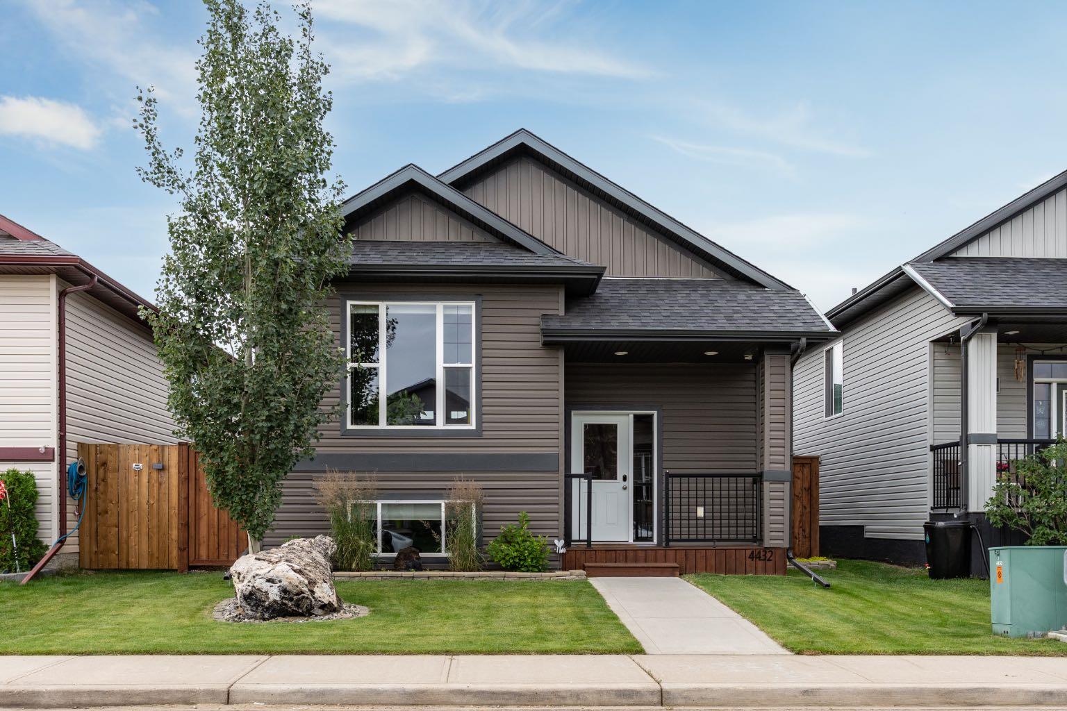 75 Street Unit 4432, Camrose, AB T4V 5C8