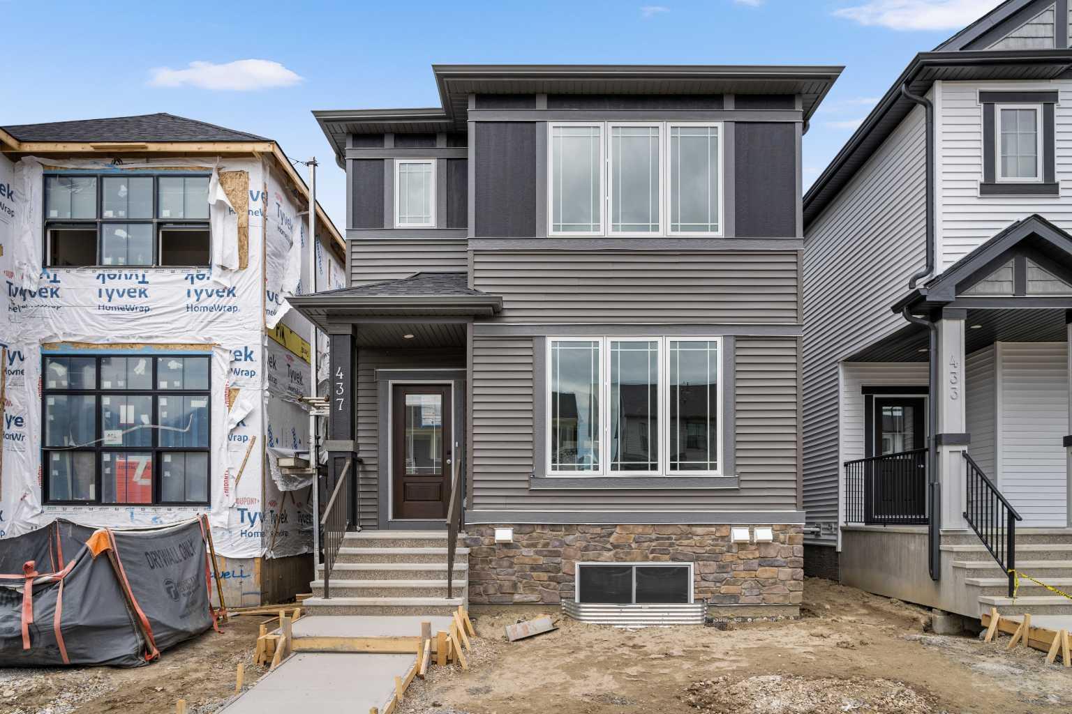 437 Hotchkiss Dr SE, Calgary, AB T3S 0J9