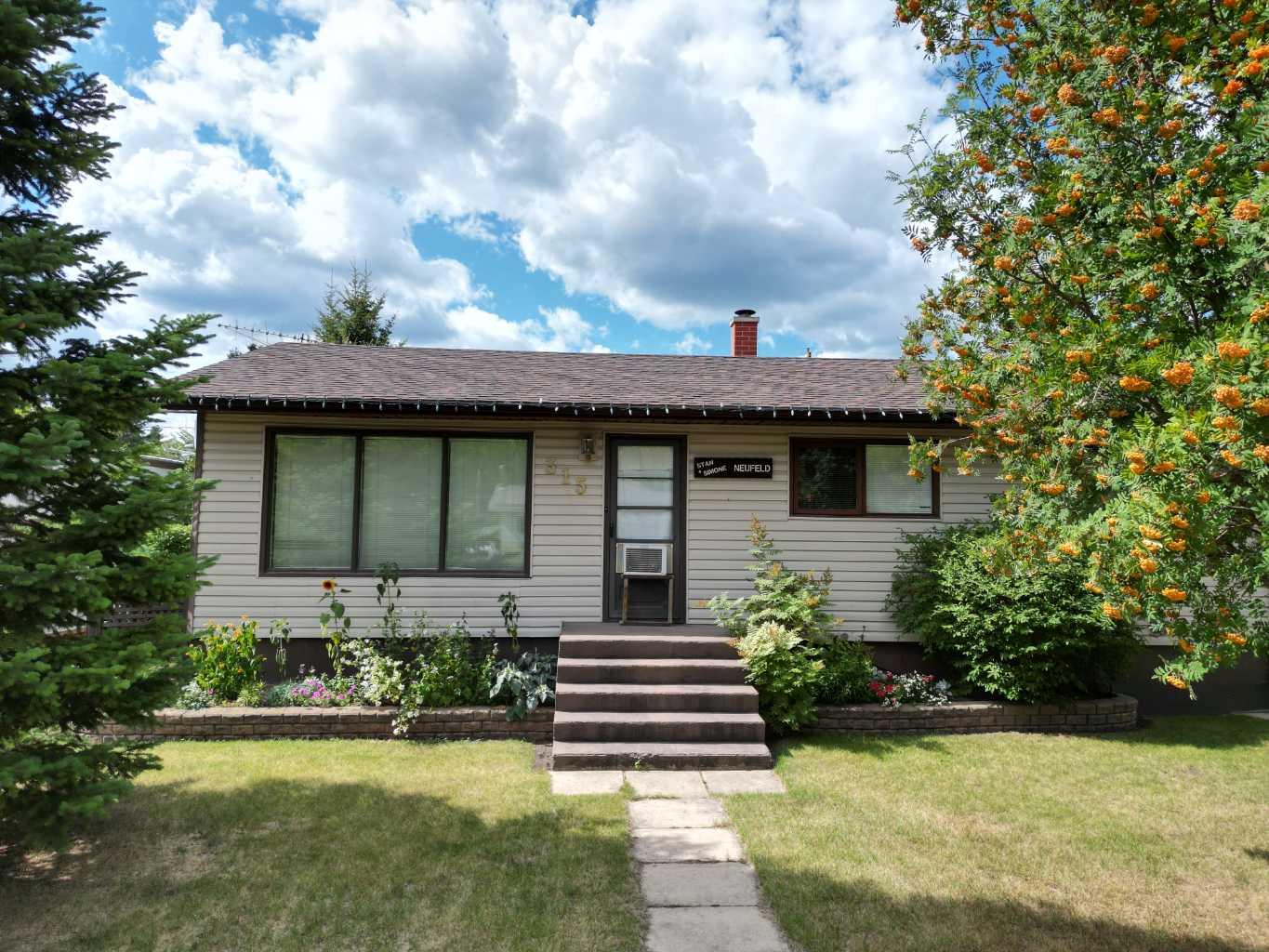315 5th Avenue East, Loon Lake, SK S0M 1L0
